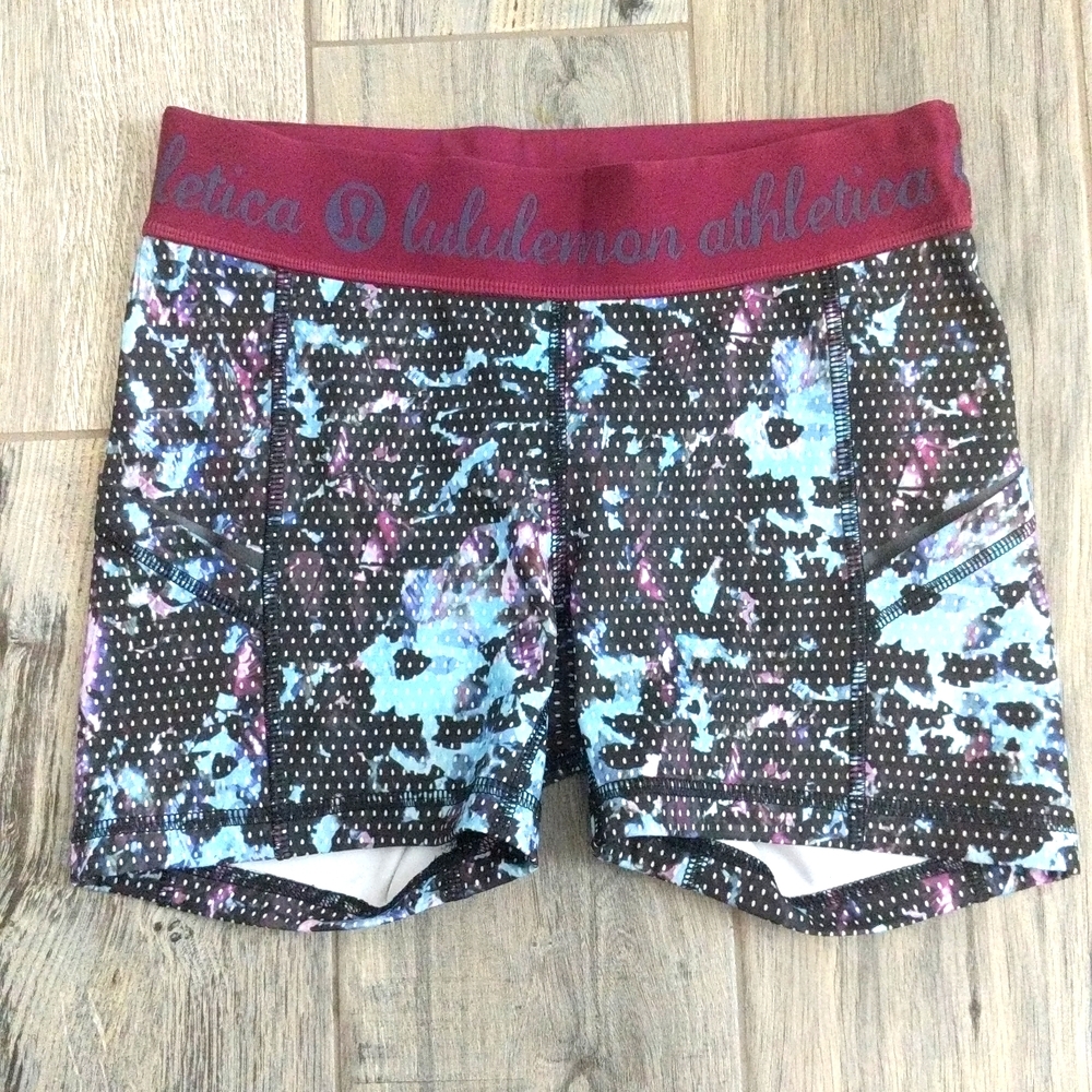 Lululemon what the sport shorts
